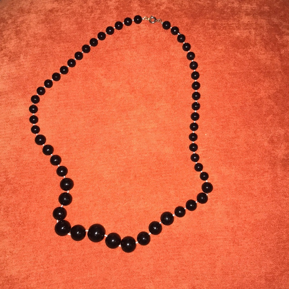 ⚫️Vintage Beaded Ndcklace⚫️